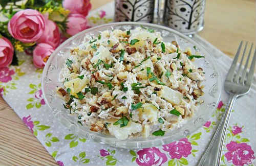 салат из индейки с ананасами