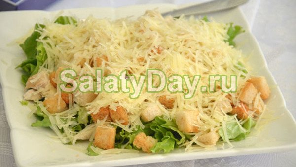Салат с форелью