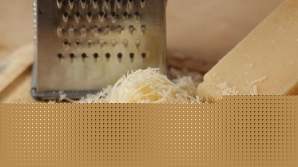 Сырные корзиночки для салата. Рецепты на сковороде, в микроволновке, духовке с начинками