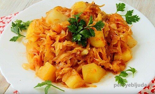 тушеная капуста с картошкой